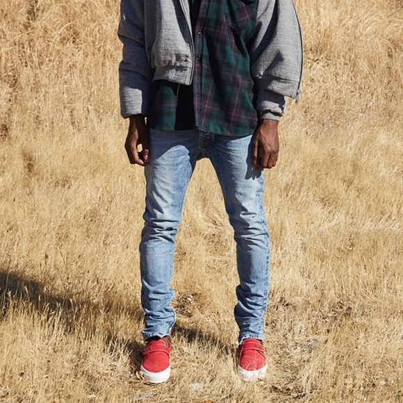 Fear Of God Light Wash Distressed Slim 